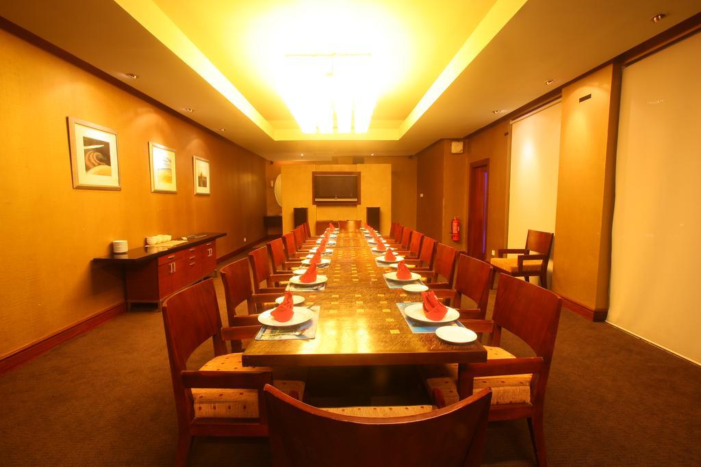 Blue Sky Hotel Balikpapan Luaran gambar