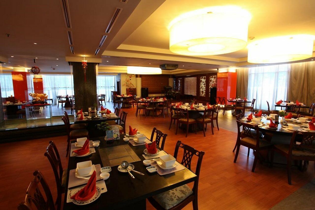 Blue Sky Hotel Balikpapan Luaran gambar